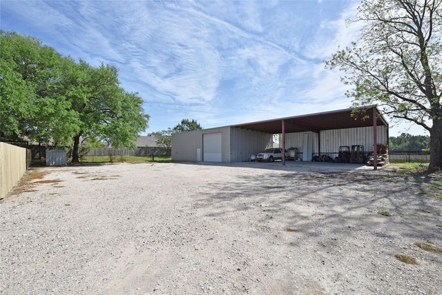 22118 Hufsmith Kohrville Road, Tomball, TX 77375