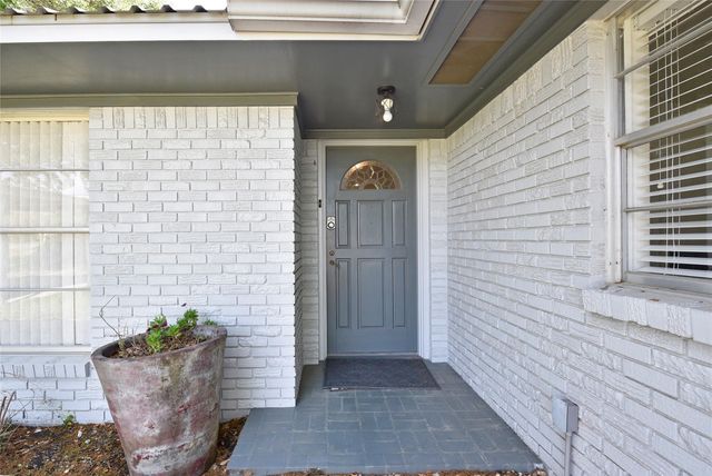 22118 Hufsmith Kohrville Road, Tomball, TX 77375