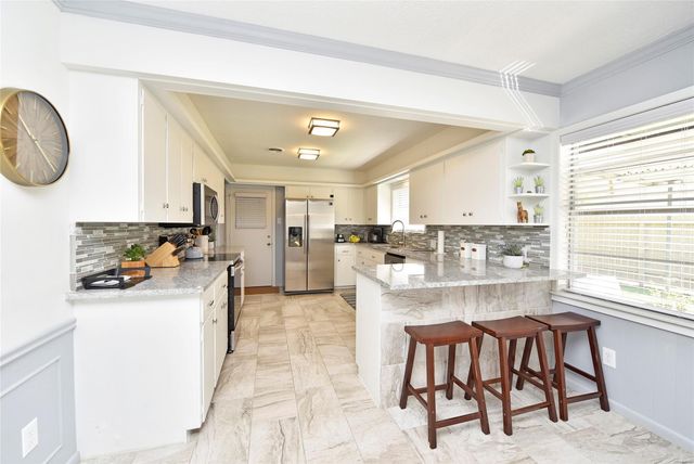 22118 Hufsmith Kohrville Road, Tomball, TX 77375
