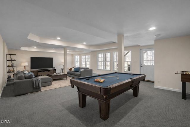 825 Oxbow Crossing Road, Chapel Hill, NC 27516