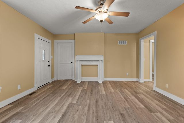 216 N 2nd Street, Danville, KY 40422