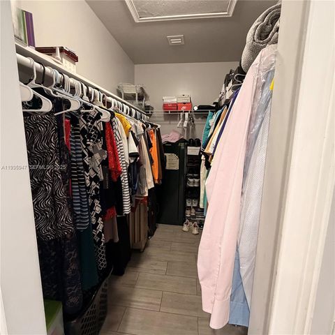 3140 NW 60th St, Miami, FL 33142