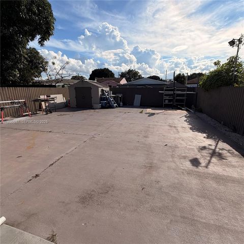 3140 NW 60th St, Miami, FL 33142