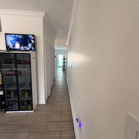 3140 NW 60th St, Miami, FL 33142