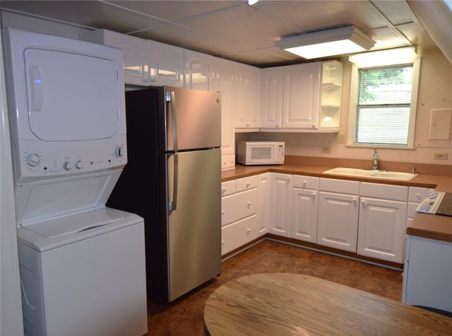 914 W Lake Drive, Weatherford, TX 76087