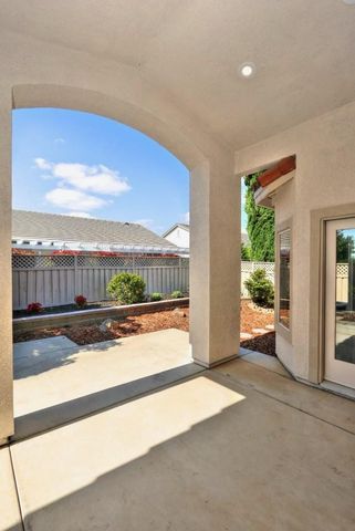 7749 Timberrose Way, Roseville, CA 95747