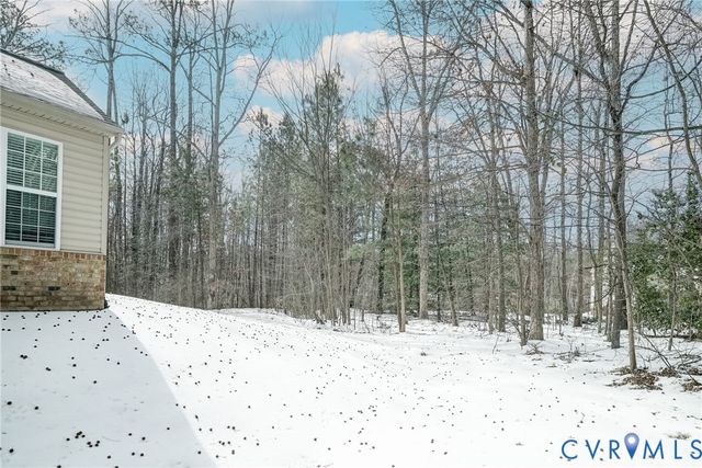 5002 Lewisetta Dr, Glen Allen, VA 23060