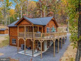 367 DOMINION TRL, Berkeley Springs, WV 25411