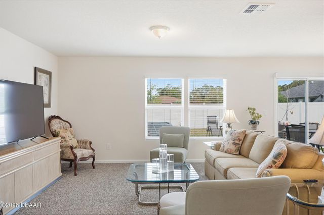 39 Ballenger Lane, Palm Coast, FL 32137