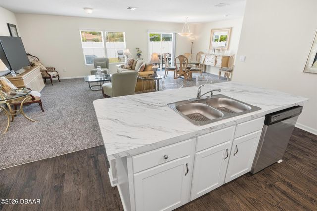 39 Ballenger Lane, Palm Coast, FL 32137