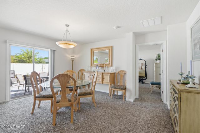 39 Ballenger Lane, Palm Coast, FL 32137