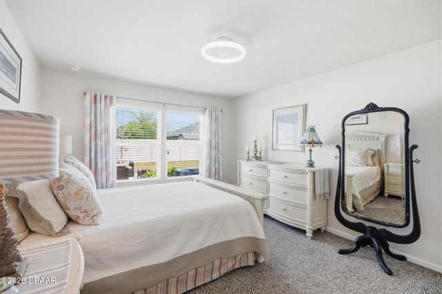 39 Ballenger Lane, Palm Coast, FL 32137