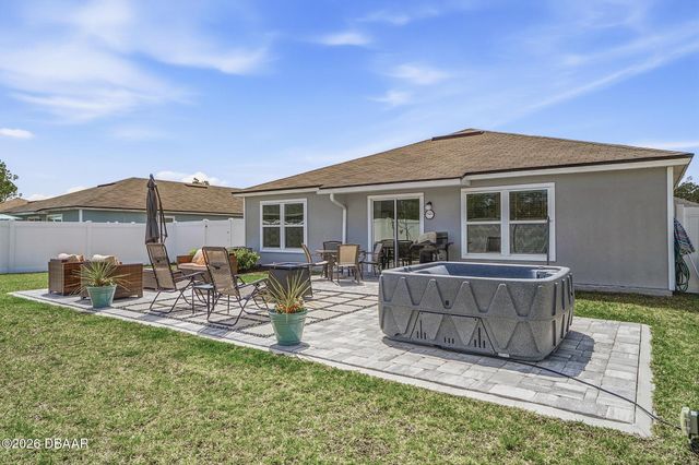 39 Ballenger Lane, Palm Coast, FL 32137