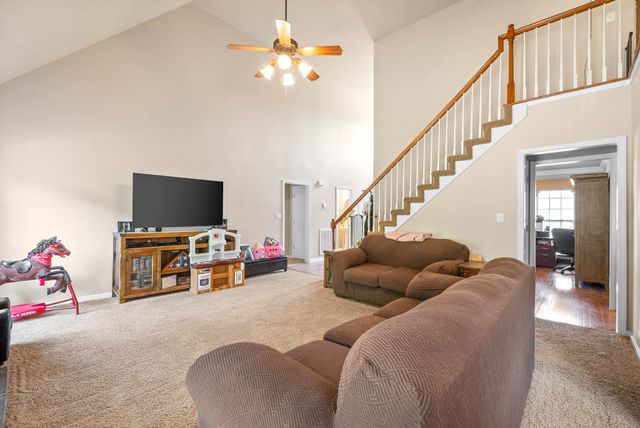 4413 Taylor Hall Ln, Adams, TN 37010