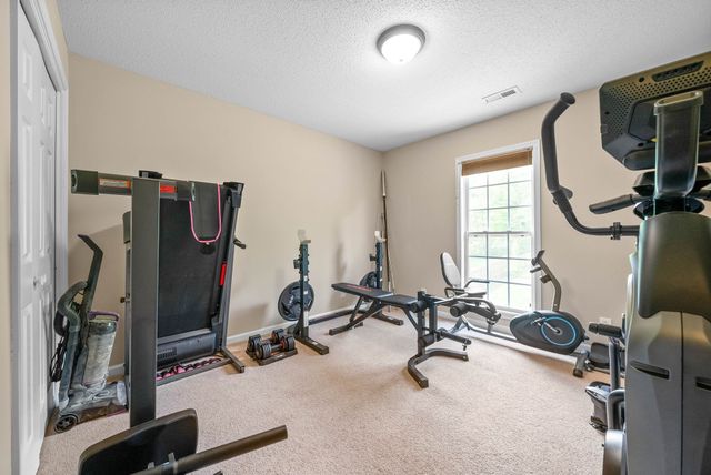 4413 Taylor Hall Ln, Adams, TN 37010