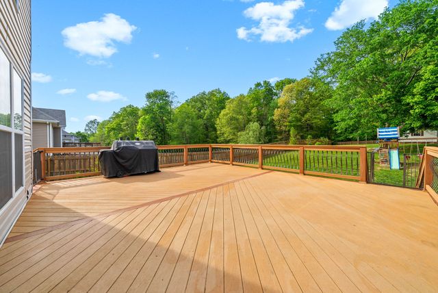 4413 Taylor Hall Ln, Adams, TN 37010