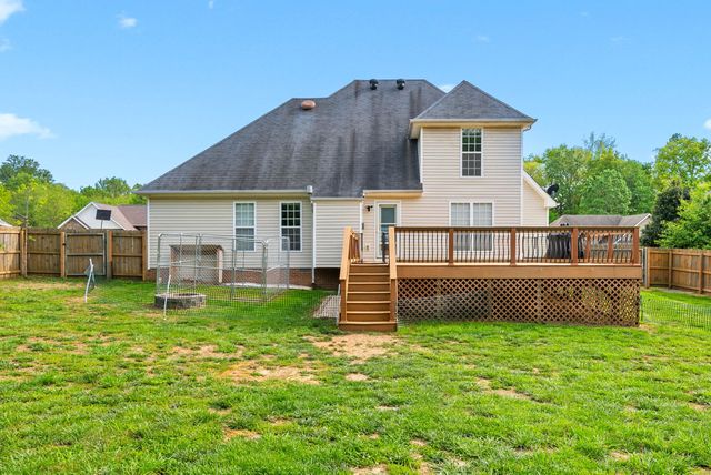 4413 Taylor Hall Ln, Adams, TN 37010