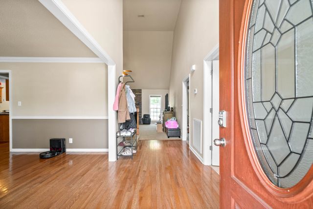 4413 Taylor Hall Ln, Adams, TN 37010