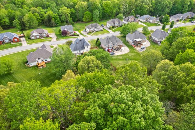 4413 Taylor Hall Ln, Adams, TN 37010