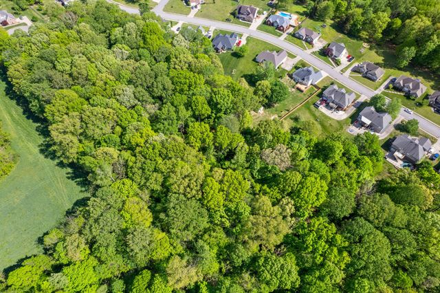 4413 Taylor Hall Ln, Adams, TN 37010