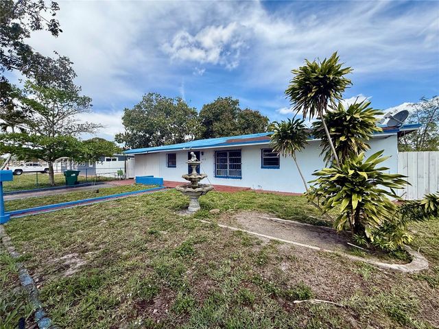 4513 NW 203rd Ter, Miami Gardens, FL 33055