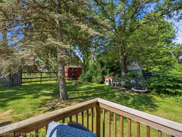 301 Field Road, Clio, MI 48420