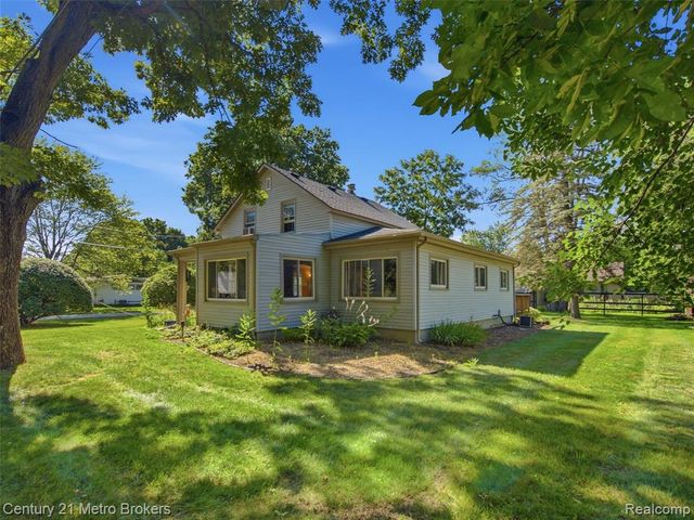 301 Field Road, Clio, MI 48420