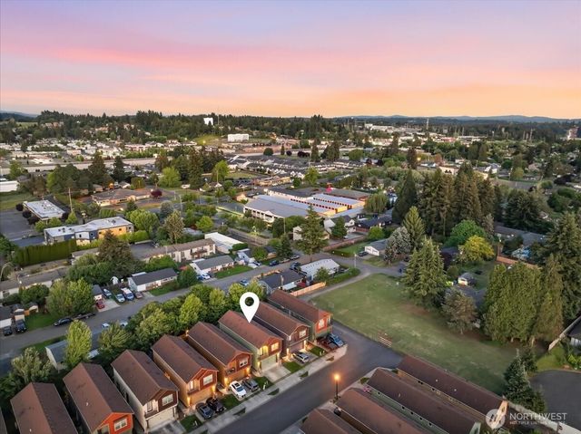 7405 NW 1st Place, Vancouver, WA 98665