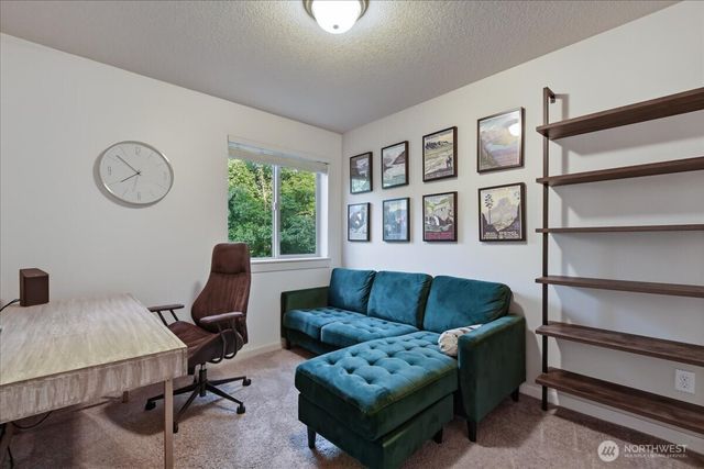 7405 NW 1st Place, Vancouver, WA 98665