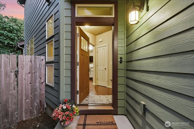 7405 NW 1st Place, Vancouver, WA 98665