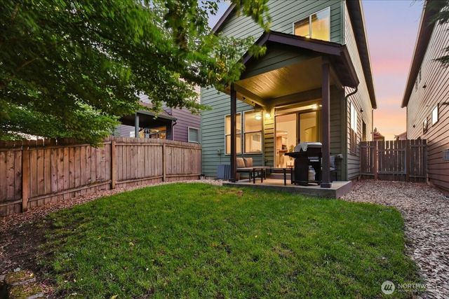 7405 NW 1st Place, Vancouver, WA 98665