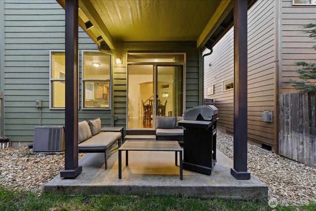7405 NW 1st Place, Vancouver, WA 98665