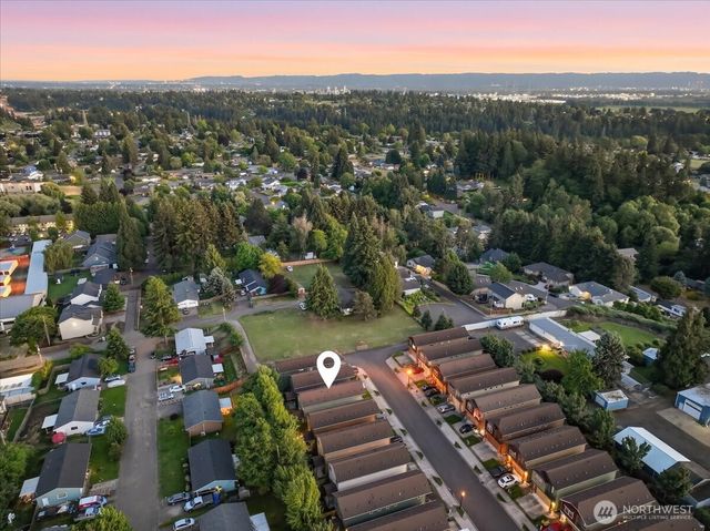 7405 NW 1st Place, Vancouver, WA 98665