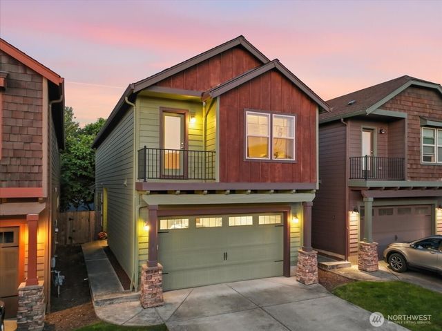 7405 NW 1st Place, Vancouver, WA 98665