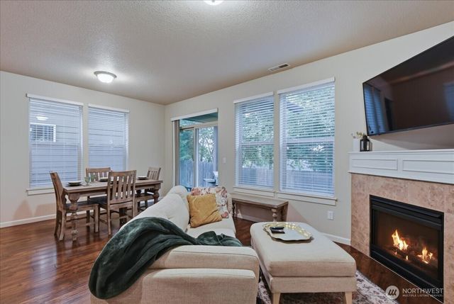 7405 NW 1st Place, Vancouver, WA 98665