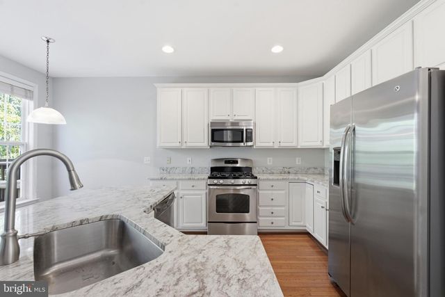 12880 FAIR VALLEY CT, Fairfax, VA 22033