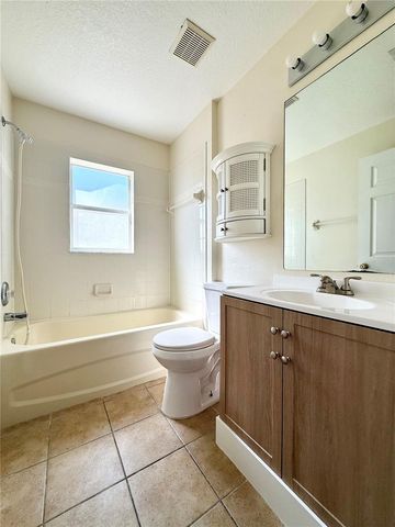 7731 CARRIAGE POINTE DRIVE, Gibsonton, FL 33534