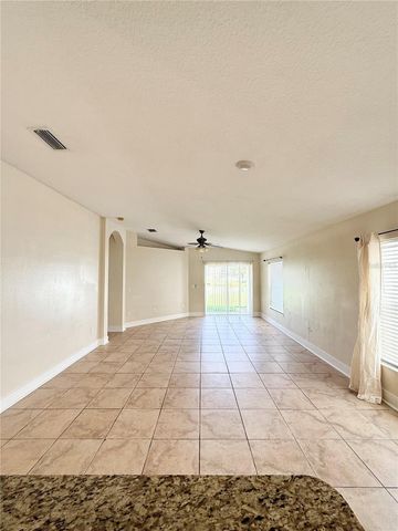 7731 CARRIAGE POINTE DRIVE, Gibsonton, FL 33534
