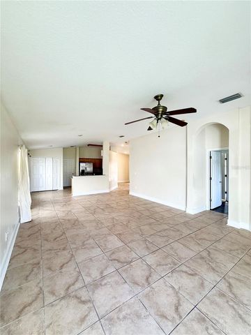 7731 CARRIAGE POINTE DRIVE, Gibsonton, FL 33534