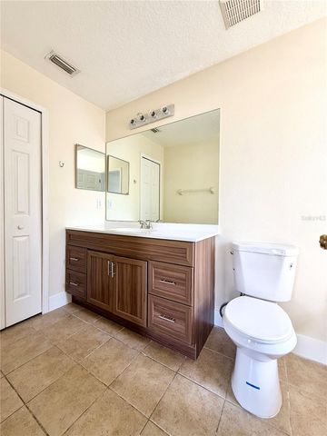 7731 CARRIAGE POINTE DRIVE, Gibsonton, FL 33534