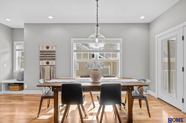 6015 Hidcote Drive, Lincoln, NE 68516
