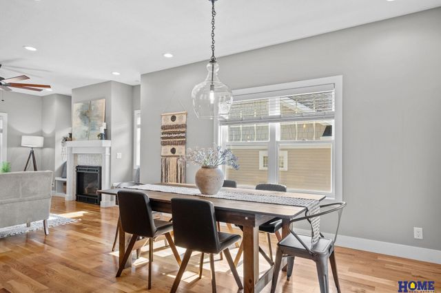 6015 Hidcote Drive, Lincoln, NE 68516