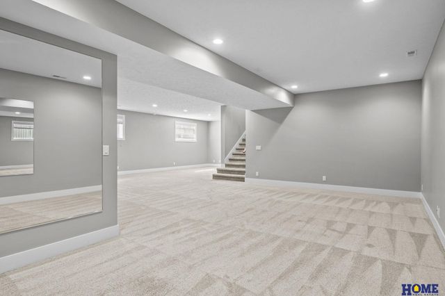 6015 Hidcote Drive, Lincoln, NE 68516