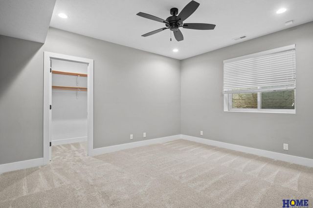 6015 Hidcote Drive, Lincoln, NE 68516
