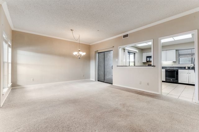 8610 TURTLE CREEK Boulevard 203, Dallas, TX 75225