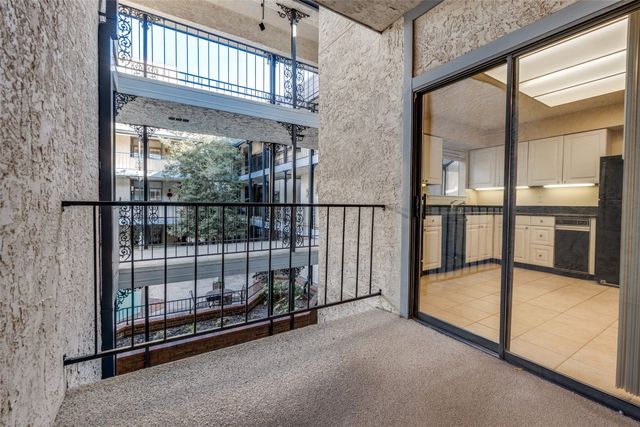 8610 TURTLE CREEK Boulevard 203, Dallas, TX 75225