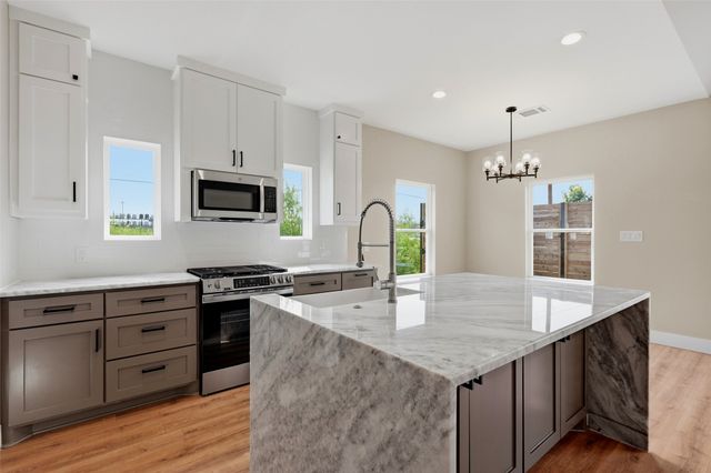 506 Southern Drive, Sherman, TX 75092
