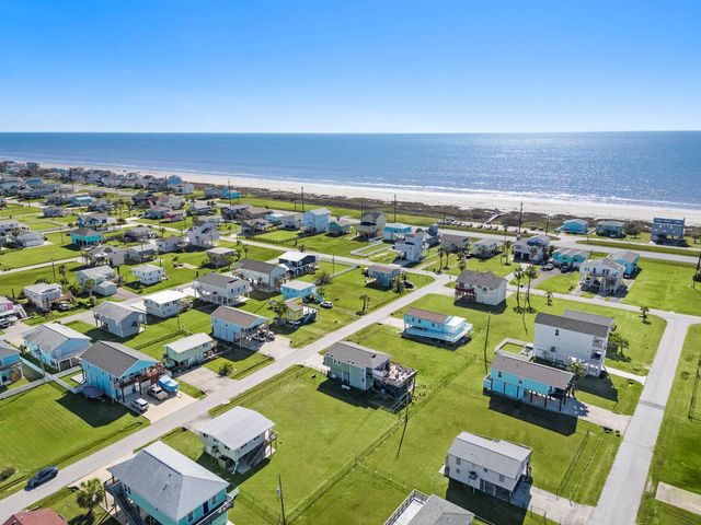 4208 Hardin Drive, Galveston, TX 77554