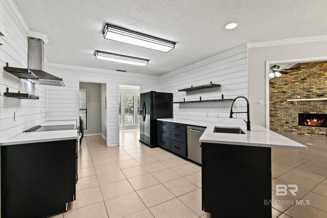 100 Dewitt Circle, Daphne, AL 36526