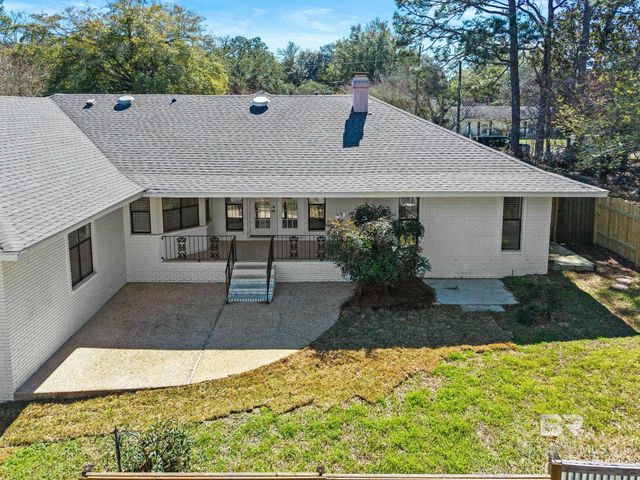 100 Dewitt Circle, Daphne, AL 36526